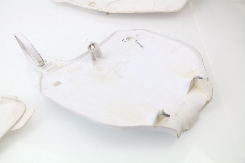 photo de KOMPLETTE VERKLEIDUNG YAMAHA YZ 125 (1998 - 2005)