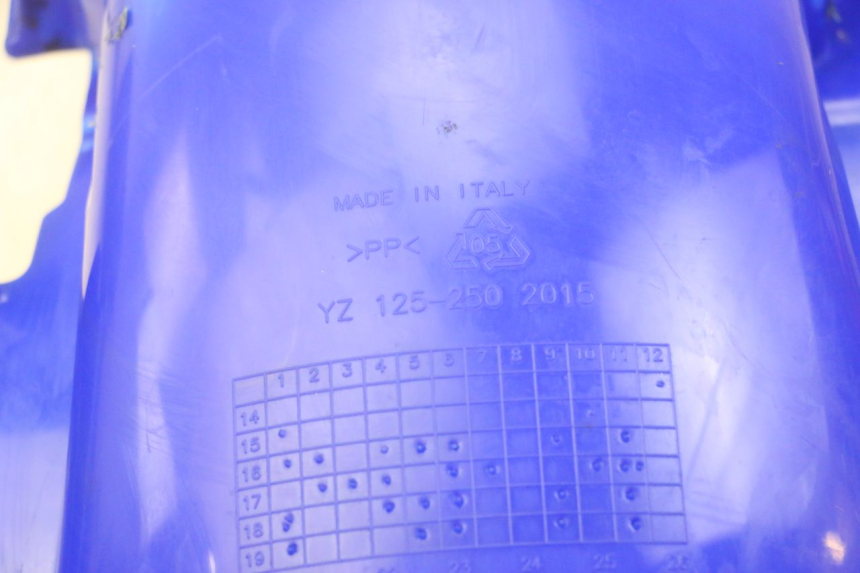 photo de KOMPLETTE VERKLEIDUNG YAMAHA YZ 125 (1998 - 2005)