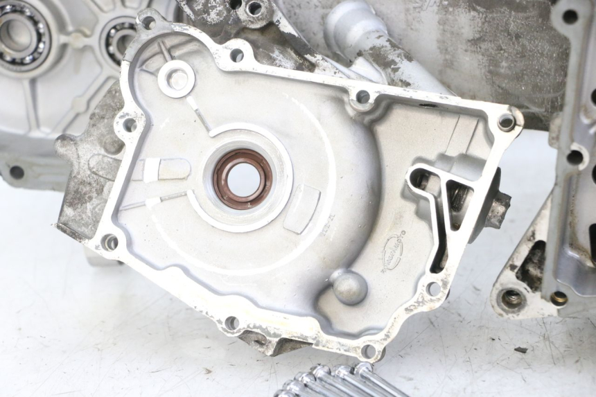 photo de UNTERER MOTORBLOCK PEUGEOT TWEET 4T 50 (2018 - 2020)