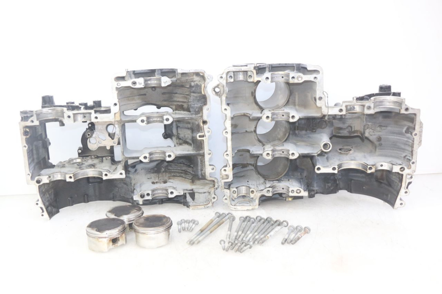 photo de MOTORBLOCK-UNTERTEIL TRIUMPH SPRINT ST 955 (1999 - 2001)