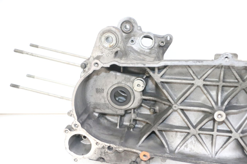 photo de UNTERER MOTORBLOCK YAMAHA XMAX X-MAX 125 (2006 - 2009)
