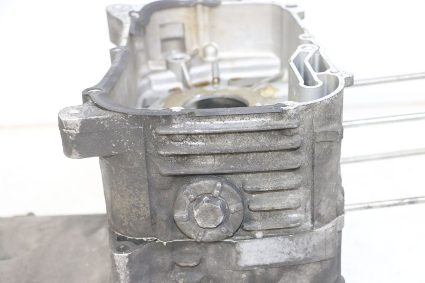 photo de UNTERER MOTORBLOCK YAMAHA XMAX X-MAX 125 (2006 - 2009)