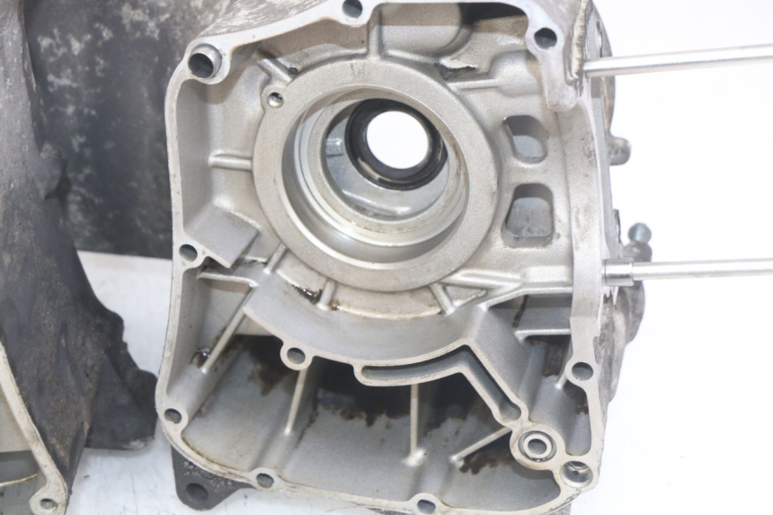 photo de UNTERER MOTORBLOCK YAMAHA XMAX X-MAX 125 (2006 - 2009)