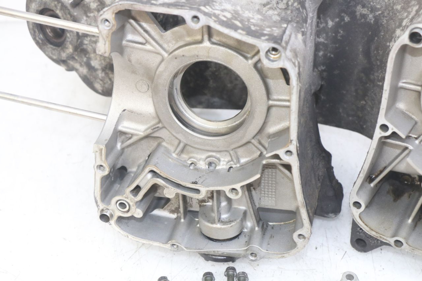 photo de UNTERER MOTORBLOCK YAMAHA XMAX X-MAX 125 (2006 - 2009)