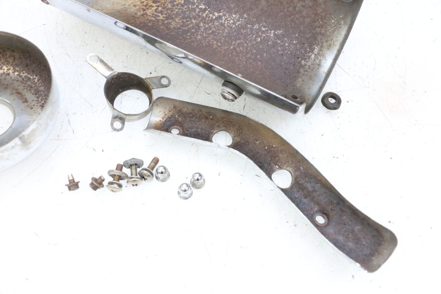 photo de AUSPUFFBLENDE KYMCO GRAND DINK 125 (2002 - 2007) - Detailansicht des Bauteils