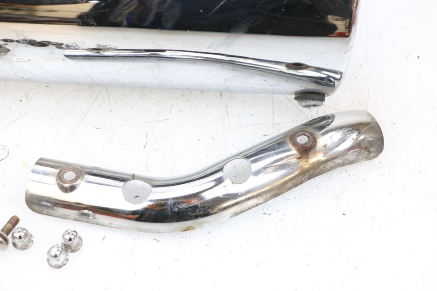 photo de AUSPUFFBLENDE KYMCO GRAND DINK 125 (2002 - 2007) - Zoom auf Komponenten