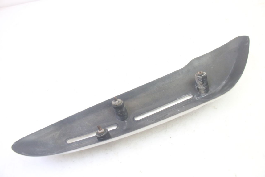 photo de AUSPUFFBLENDE SYM GTS EVO 125 (2009 - 2013) - Oberflächenzustand und Material