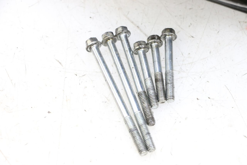 photo de KUPPLUNGSDECKEL MAG POWER BOMBERS 4T 50 (2016 - 2026) - Weitere Ansicht des Artikels