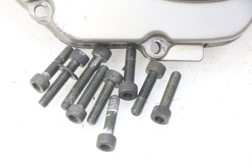 photo de KUPPLUNGSGEHÄUSE SUZUKI GSF S BANDIT 600 (2000 - 2004)