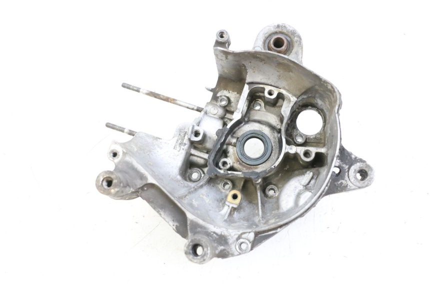 photo de RECHTER MOTORDECKEL MBK BOOSTER SPIRIT 50 (2004 - 2017) - Charakteristische Merkmale