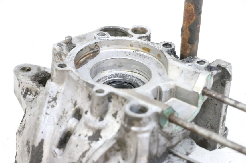 photo de RECHTER MOTORDECKEL MBK BOOSTER SPIRIT 50 (2004 - 2017) - Zoom auf Gebrauchszustand