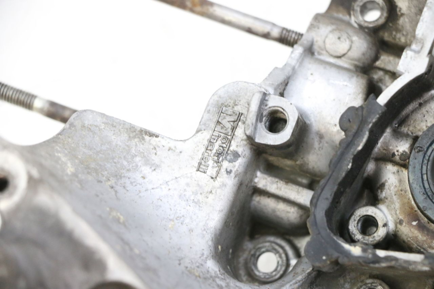 photo de RECHTER MOTORDECKEL MBK BOOSTER SPIRIT 50 (2004 - 2017) - Kennzeichnungen und Originalreferenzen