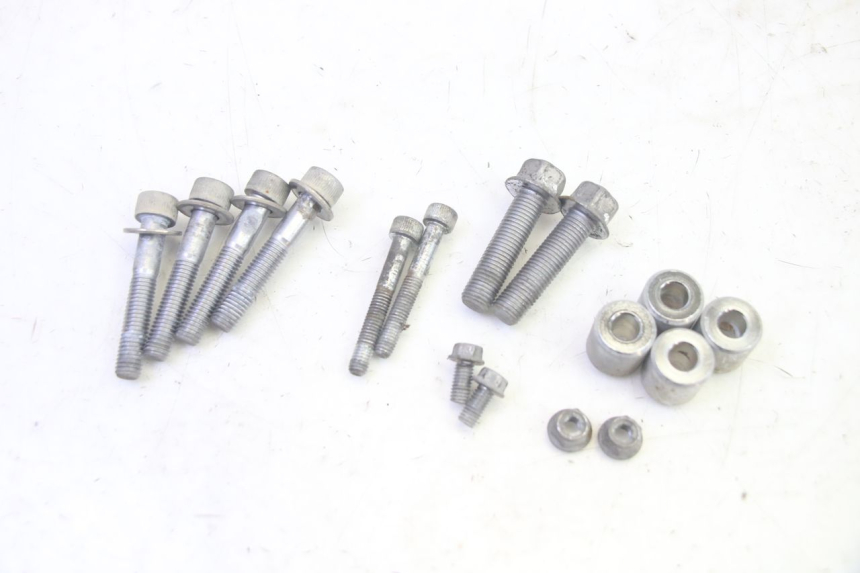 photo de ZYLINDERKOPFHAUBE YAMAHA FJR ABS 1300 (2006 - 2012) - Oberflächenzustand und Material