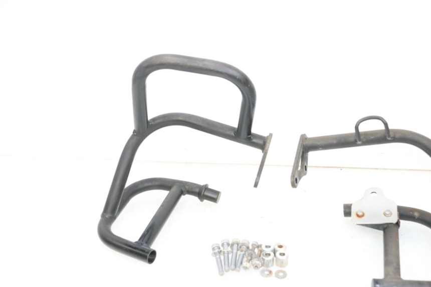 photo de ZYLINDERKOPFHAUBE YAMAHA FJR ABS 1300 (2006 - 2012) - Weitere Ansicht des Artikels