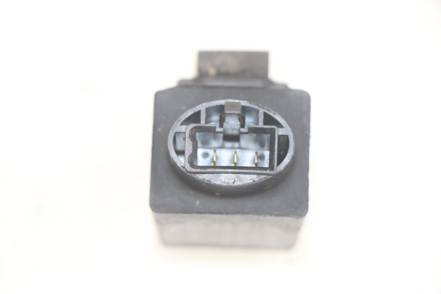 photo de BLINKERRELAIS HONDA CBR F SC25 1000 (1989 - 1992)