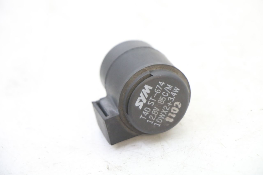 photo de BLINKER RELAIS SYM FIDDLE 2 S 125 (2012 - 2014)
