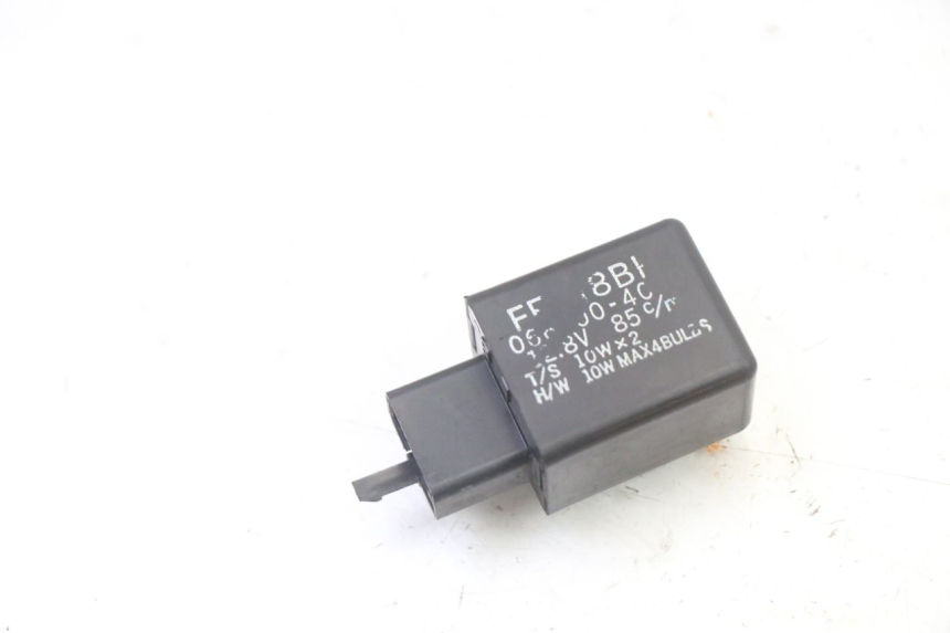 photo de BLINKER RELAIS YAMAHA FZ6 FAZER S2 600 (2007 - 2011)