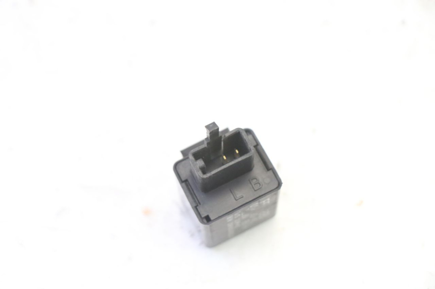 photo de BLINKER RELAIS YAMAHA FZ6 FAZER S2 600 (2007 - 2011)