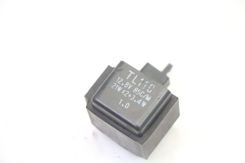 photo de BLINKRELAIS SUZUKI GS GSE 500 (2001 - 2003)