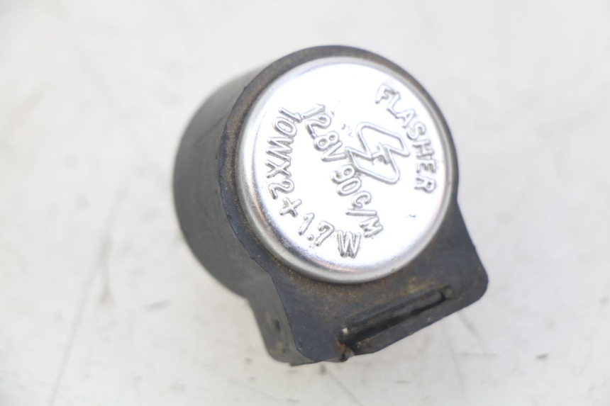 photo de BLINKERRELAIS SUZUKI GSX-F GSX  F 1100 (1988 - 1994)