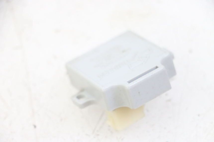 photo de BLINKER RELAIS YAMAHA JOG R 50 (2004 - 2014)