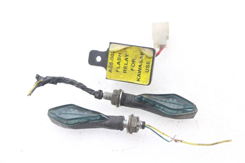 photo de BLINKER RELAIS KAWASAKI ER-6 ER6 N 650 (2009 - 2011)