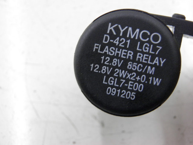 photo de BLINKER RELAIS KYMCO QUANNON NAKED 125 (2010)
