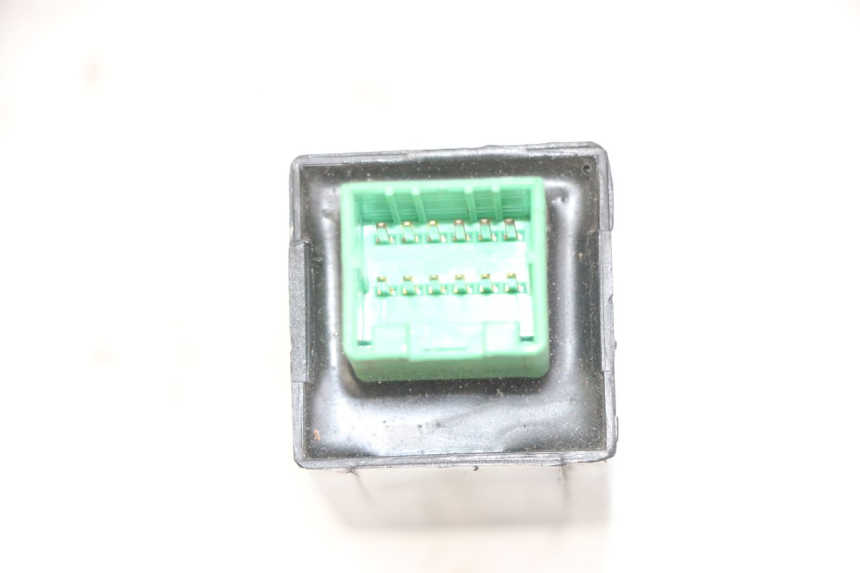 photo de BLINKER RELAIS PIAGGIO MP3 LT 300 (2010 - 2016)