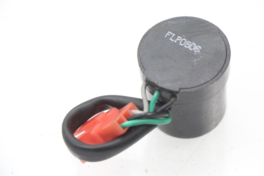 photo de BLINKER RELAIS REVATTO URBA GT 125 (2007 - 2017)