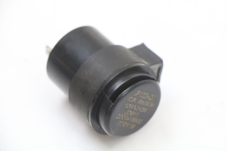 photo de BLINKER RELAIS PEUGEOT STREETZONE 2T 50 (2014 - 2019)