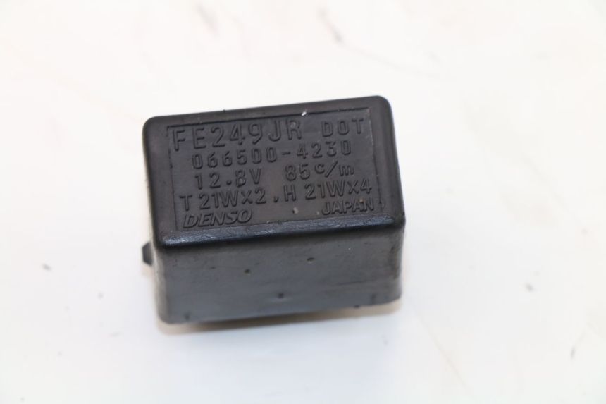 photo de BLINKER RELAIS SUZUKI SV N 650 (2003 - 2009)
