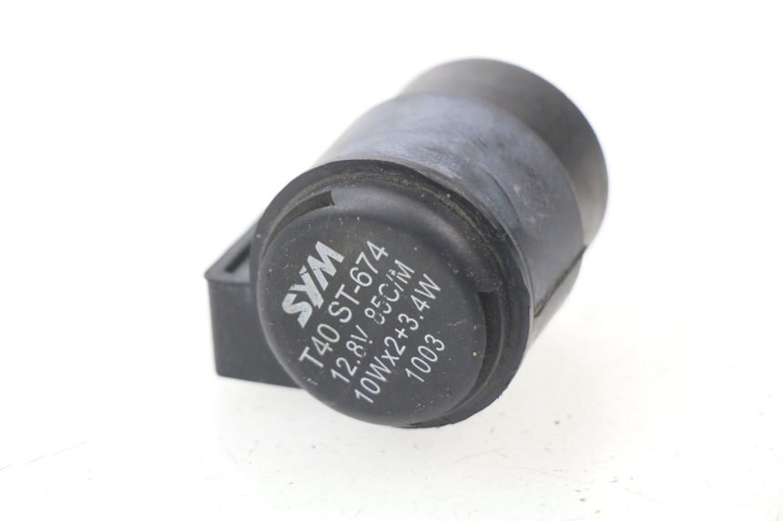 photo de BLINKER RELAIS SYM JET 4 50 (2010 - 2014)