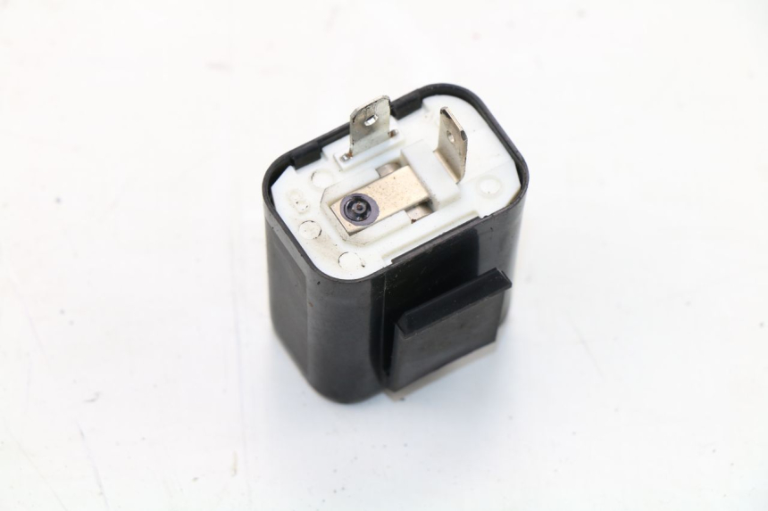 photo de BLINKER RELAIS YAMAHA TRICITY 125 (2012 - 2016)