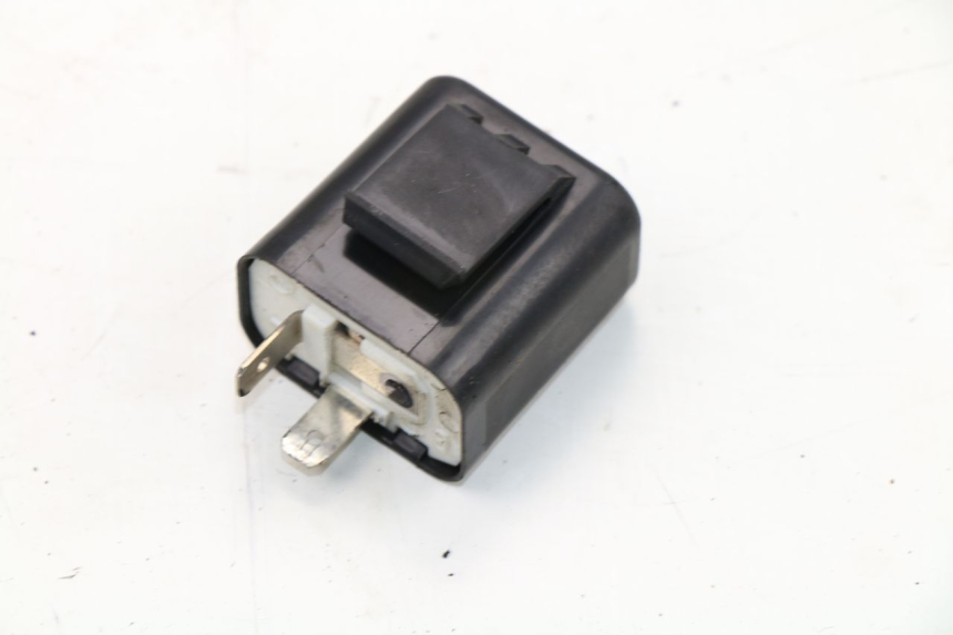 photo de BLINKER RELAIS YAMAHA TRICITY 125 (2012 - 2016)