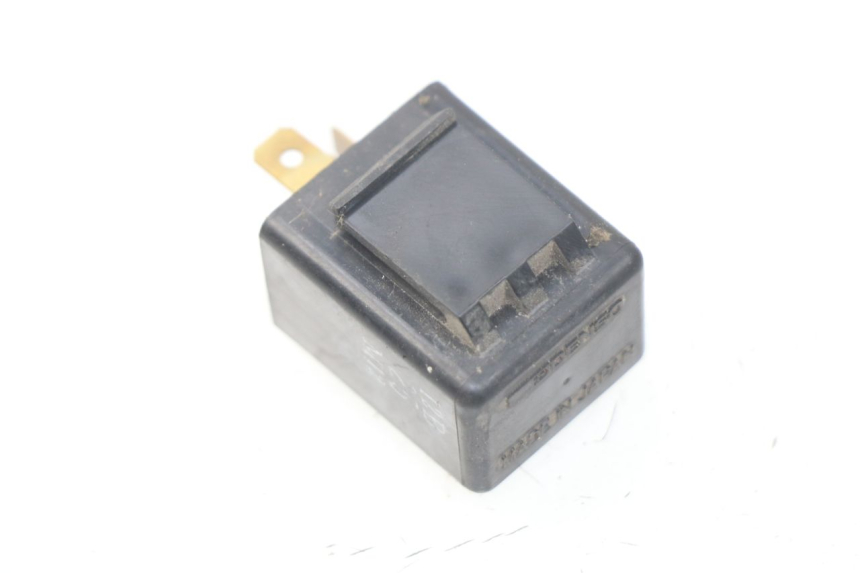 photo de BLINKER RELAIS SUZUKI UC EPICURO 125 (1999 - 2003)