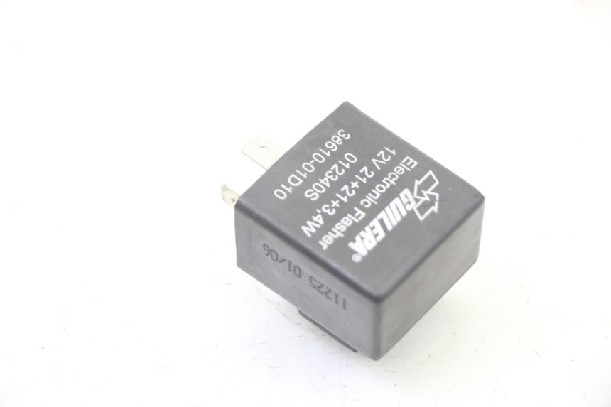 photo de BLINKERRELAIS SUZUKI UH BURGMAN 125 (2002 - 2006)