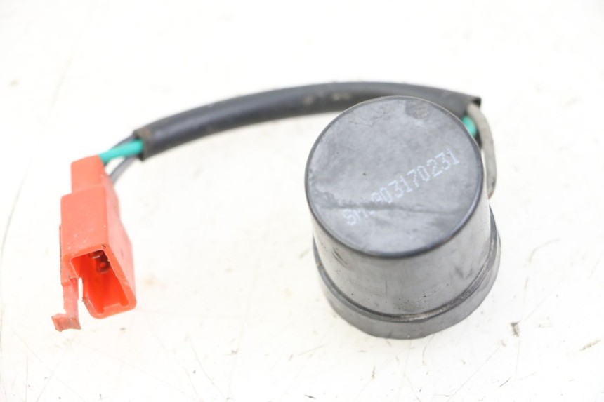 photo de BLINKERRELAIS UNIVERSAL BIKE ZN50QT-11B 50 (2018 - 2021)