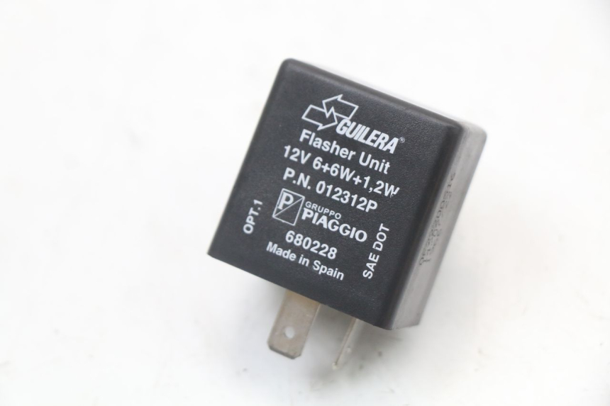 photo de BLINKER RELAIS PIAGGIO VESPA PRIMAVERA 4T 50 (2021 - 2024)