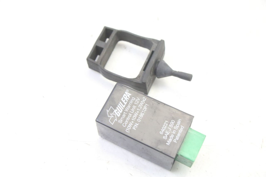 photo de BLINKERRELAIS PIAGGIO XEVO - X EVO 125 (2007 - 2016)