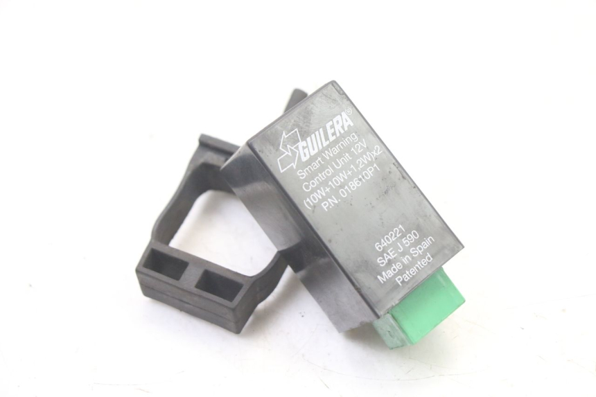 photo de BLINKERRELAIS PIAGGIO XEVO - X EVO 125 (2007 - 2016)