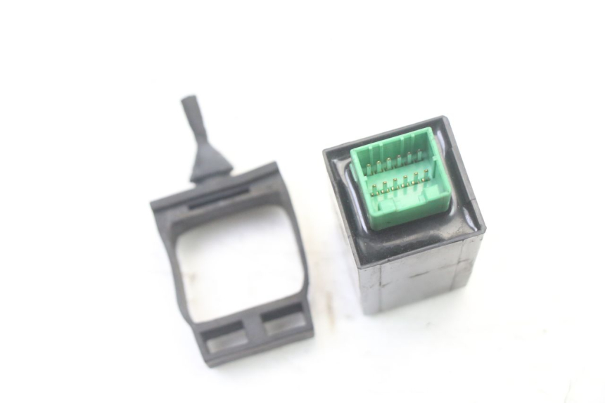 photo de BLINKERRELAIS PIAGGIO XEVO - X EVO 125 (2007 - 2016)