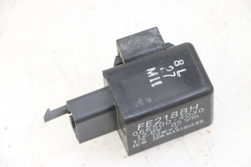 photo de BLINKER RELAIS YAMAHA XJ6 ABS 600 (2008 - 2016)