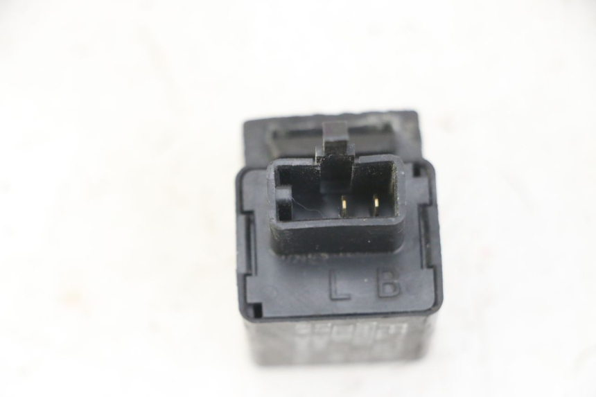 photo de BLINKER RELAIS YAMAHA XJ6 ABS 600 (2008 - 2016)