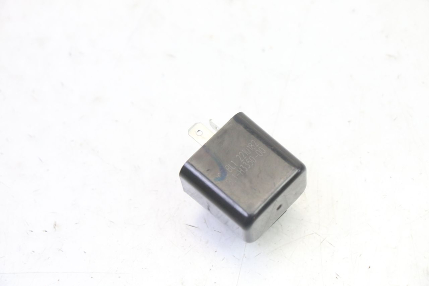 photo de BLINKER RELAIS YAMAHA XMAX X-MAX 125 (2021 - 2025)