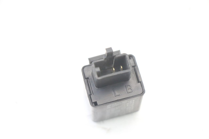 photo de BLINKER RELAIS YAMAHA FZ6 FAZER S2 600 (2007 - 2011)