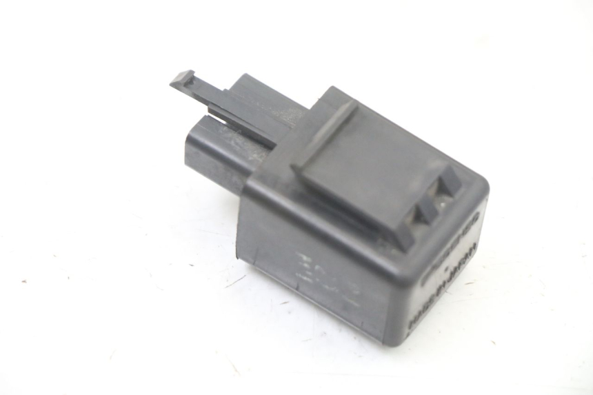 photo de BLINKER RELAIS YAMAHA FZ6 FAZER S2 600 (2007 - 2011)