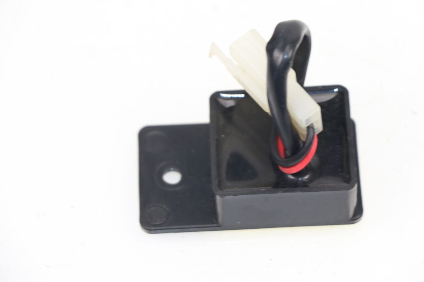 photo de BLINKER RELAIS YAMAHA YZF R 125 (2008 - 2013)
