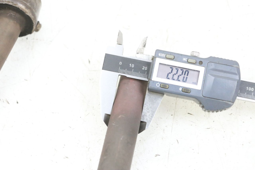 photo de AUSPUFF EINSATZ PIAGGIO MP3 500 (2014 - 2017) - Zoom auf Gebrauchszustand