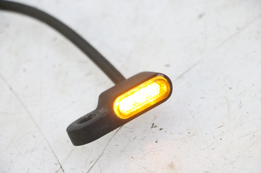 photo de HINTEN BLINKER DERBI SENDA SM DRD X-TREME 50 (2011 - 2017)