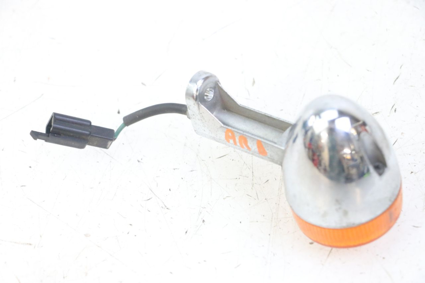 photo de HINTEN RECHTS BLINKER YAMAHA WHY 50 (1998 - 2000)